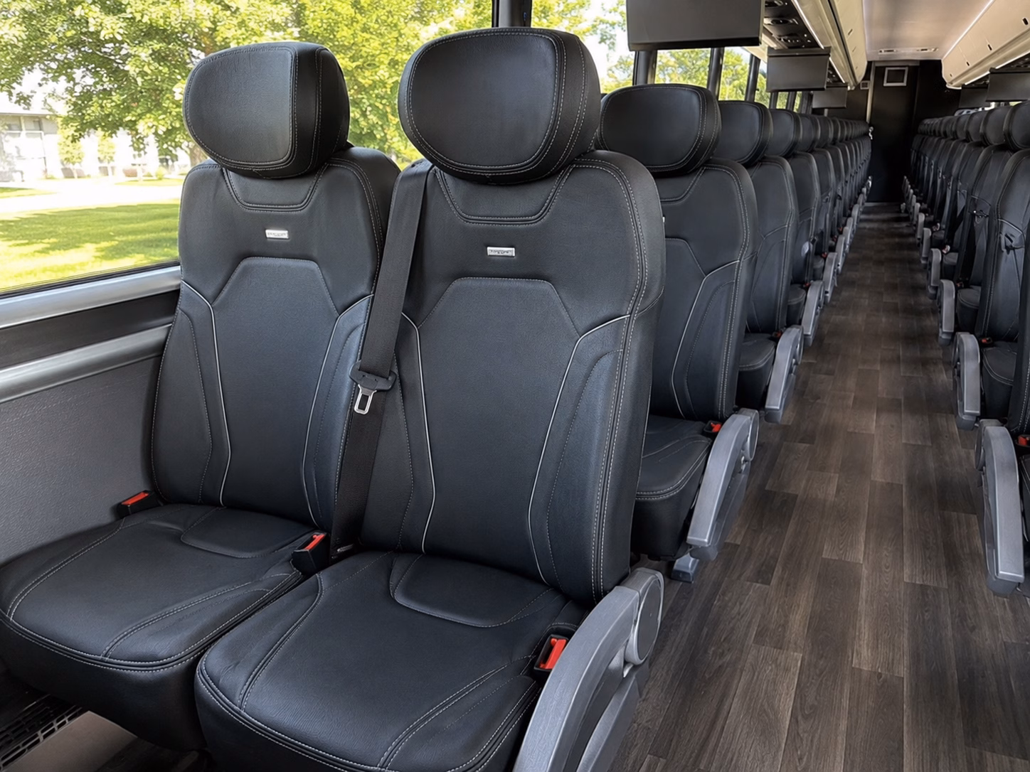 shuttle guests between haverhill hotels and your nh venue without the i 495 stress